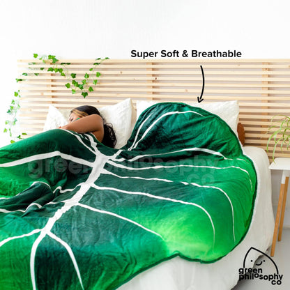 DECORATIVE GIANT LEAF SHAPED BLANKET