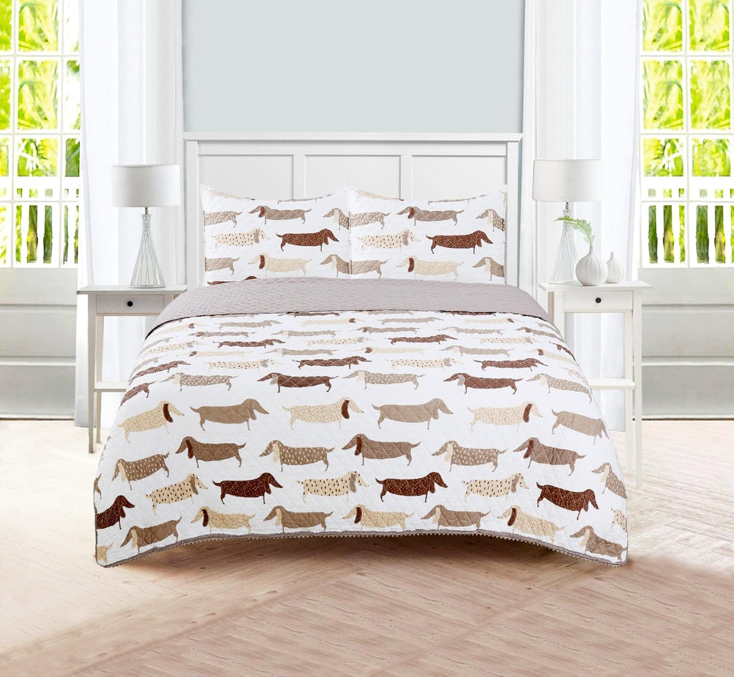 Dachshund Dogs Animal Quilt Set, Full/Queen, Taupe