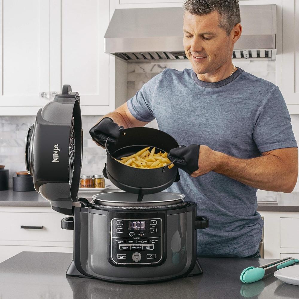 TenderCrisp Pressure Cooker, Black Model OP300